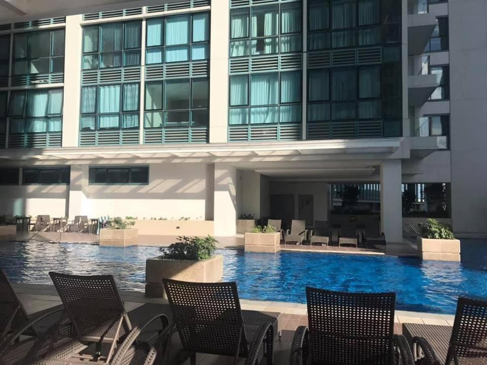 Studio At Viceroy T4 Florence Way มะนิลา ภายนอก รูปภาพ