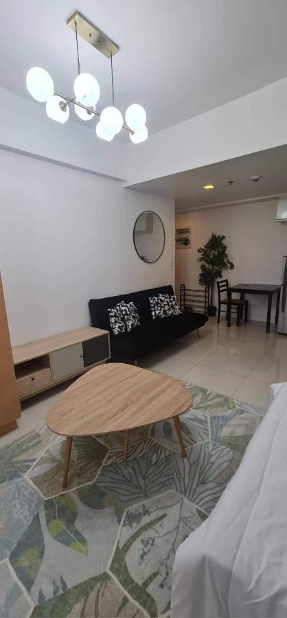 Studio At Viceroy T4 Florence Way มะนิลา ภายนอก รูปภาพ