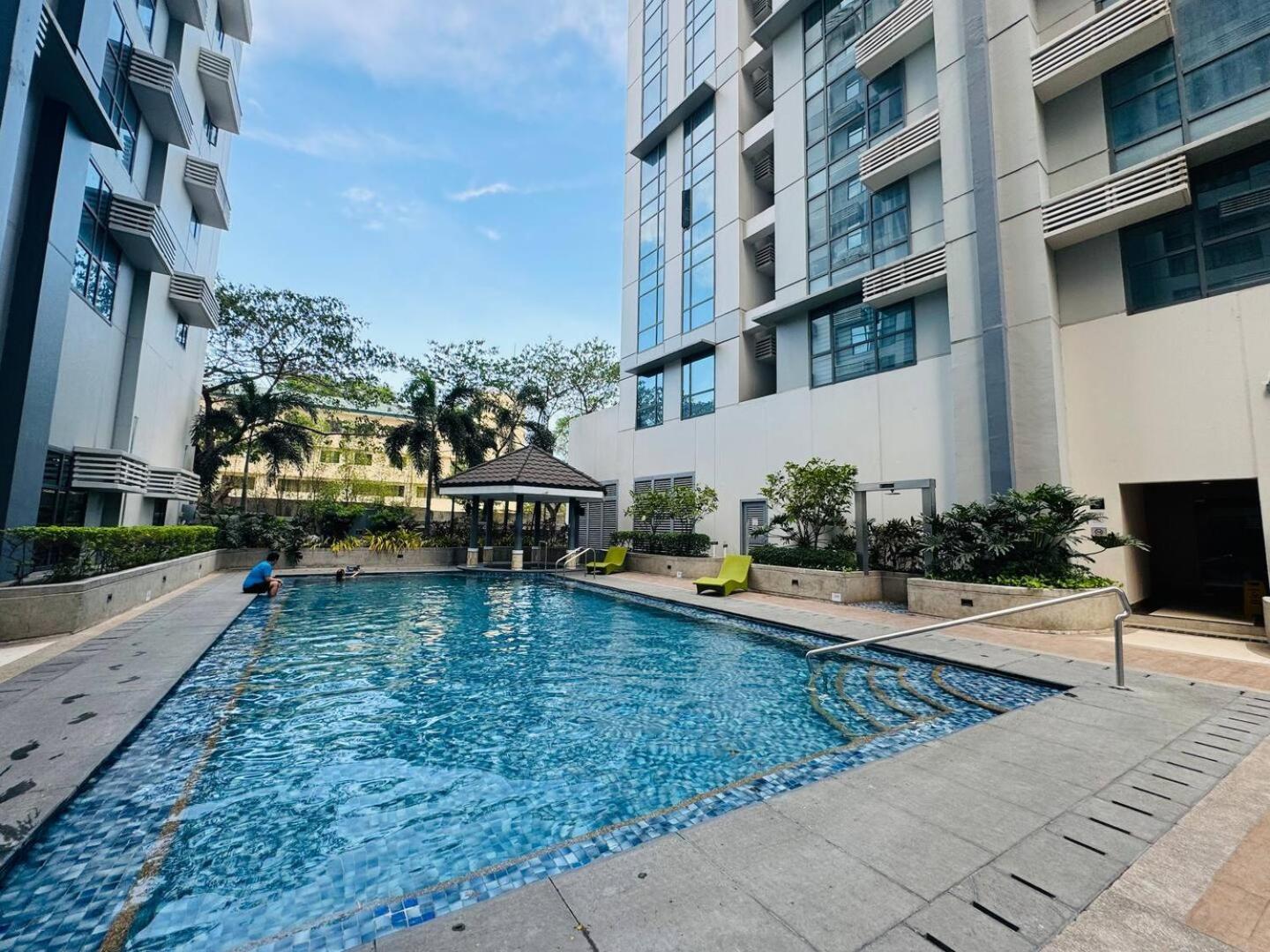 Studio At Viceroy T4 Florence Way มะนิลา ภายนอก รูปภาพ